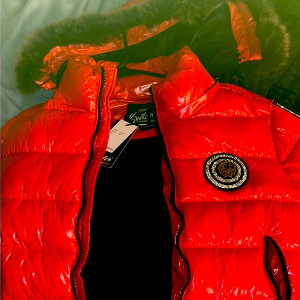 Brand New wit tags need it gone I have to many coats